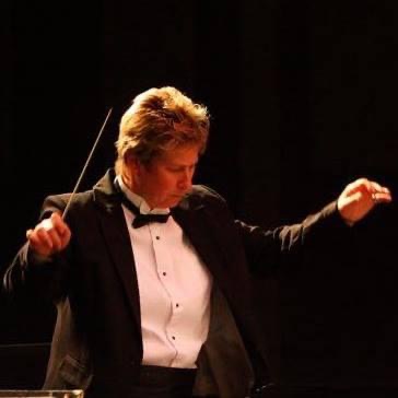 Julie Levine Conducting the Burbank Community Band